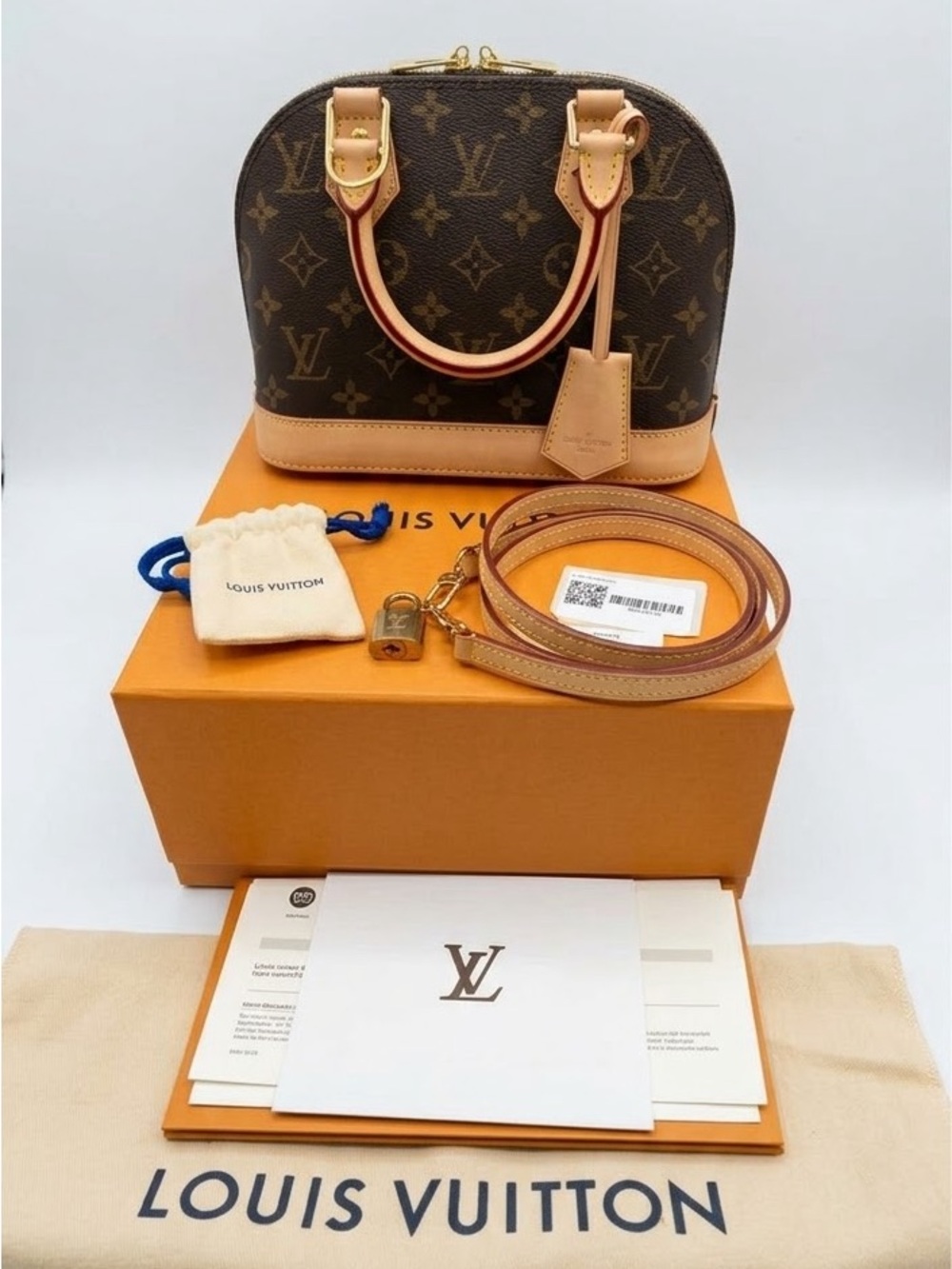 Louis Vuitton Alma BB Monogram